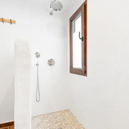 Casa Perruchena * Los Romanes