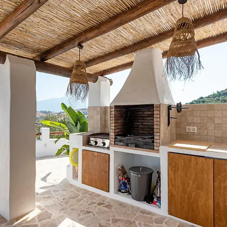 Casa Perruchena Villa *